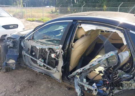 2015 Hyundai Genesis 3.8 z USA, uszkodzony, nr VIN KMHGN4JEXFU055957